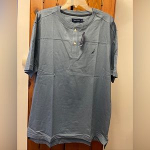 NWT NAUTICA Big and Tall Blue Short Sleeve Henley Shirt.